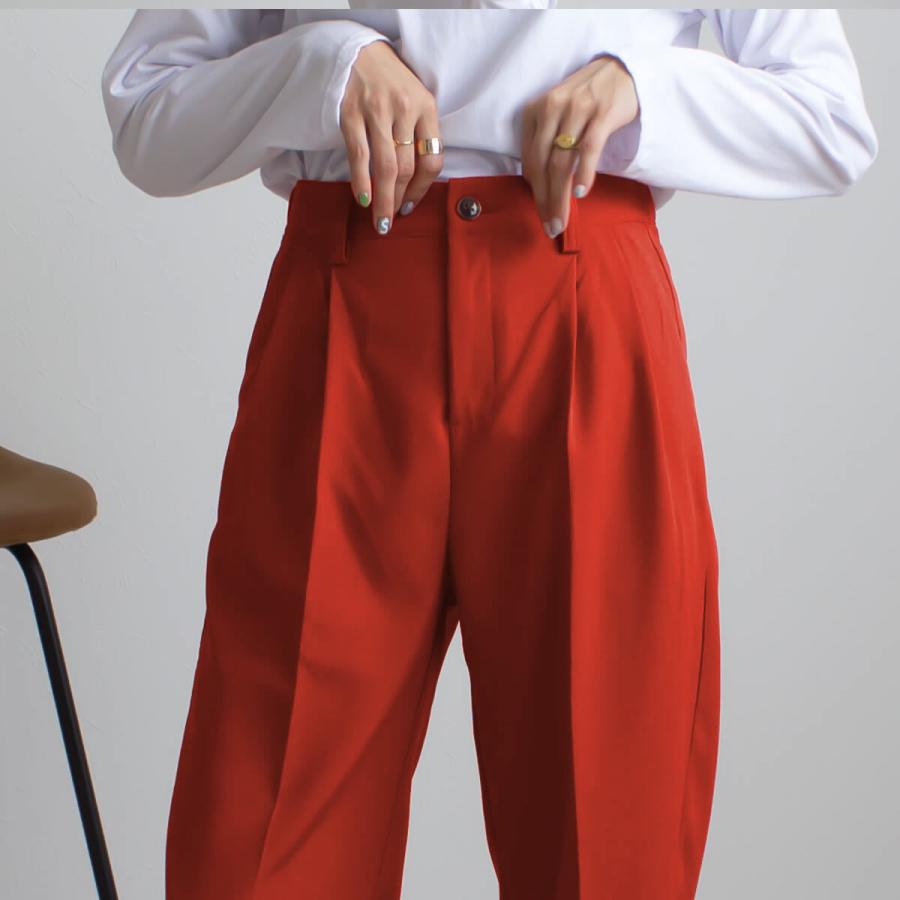 オールシーズン使えるすっきりとしたルーズ感が女性らしいカラートラウザーパンツ |  | 02