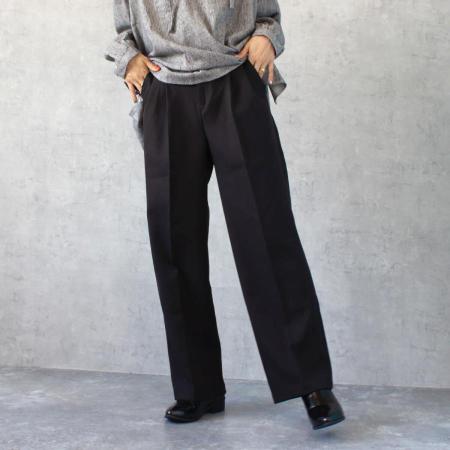オールシーズン使えるすっきりとしたルーズ感が女性らしいカラートラウザーパンツ |  | 05