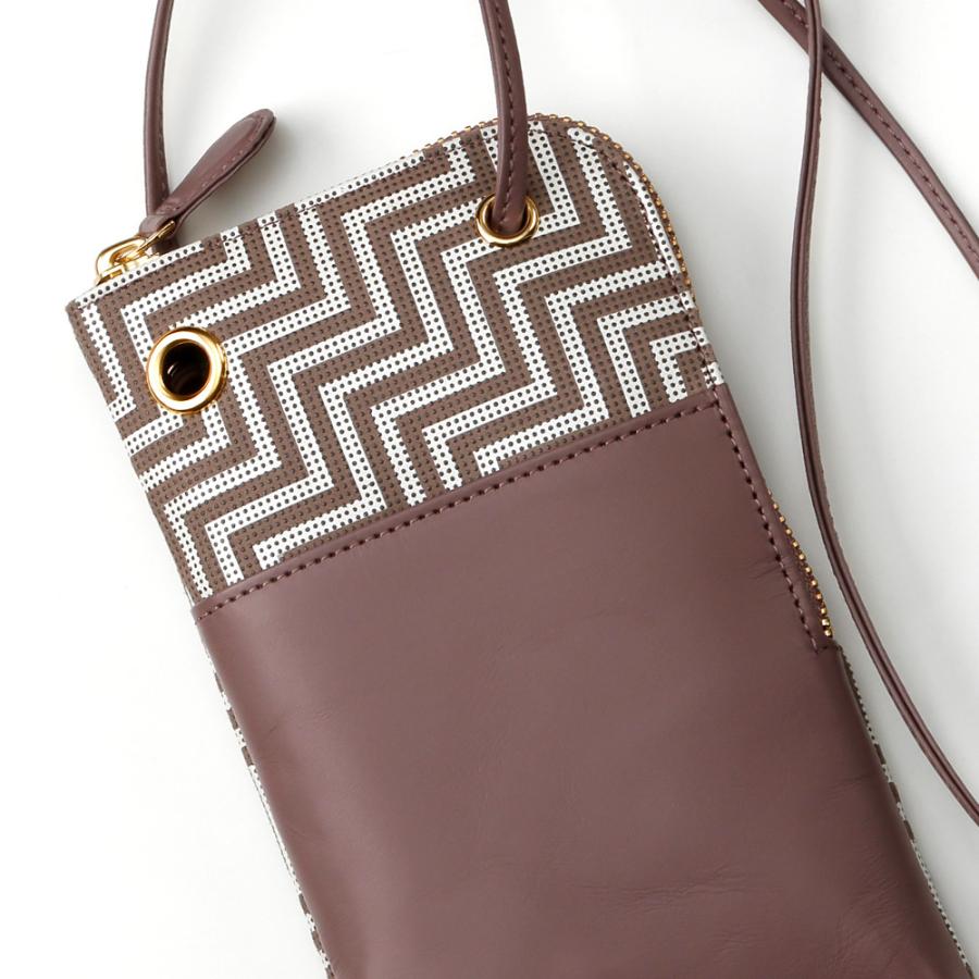 母の日 印傳屋 2023年 7609 CHEVRON シェブロン スマホショルダー スマホポーチ スマホポシェット ショルダーバッグ 日本製 レディース ギフト 本革 | 印傳屋 | 03