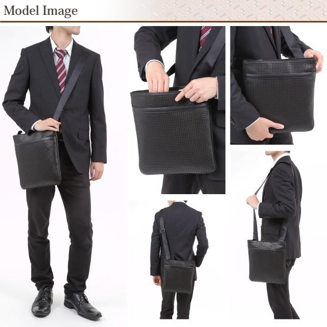 バレンタイン ショルダーバッグ 印傳屋 メンズ 本革 和柄 隼人(はやと) 甲州印伝 レザー 革 日本製 軽量 軽い おしゃれ 8912 プレゼント ギフト  母 花以外 | 印傳屋 | 04