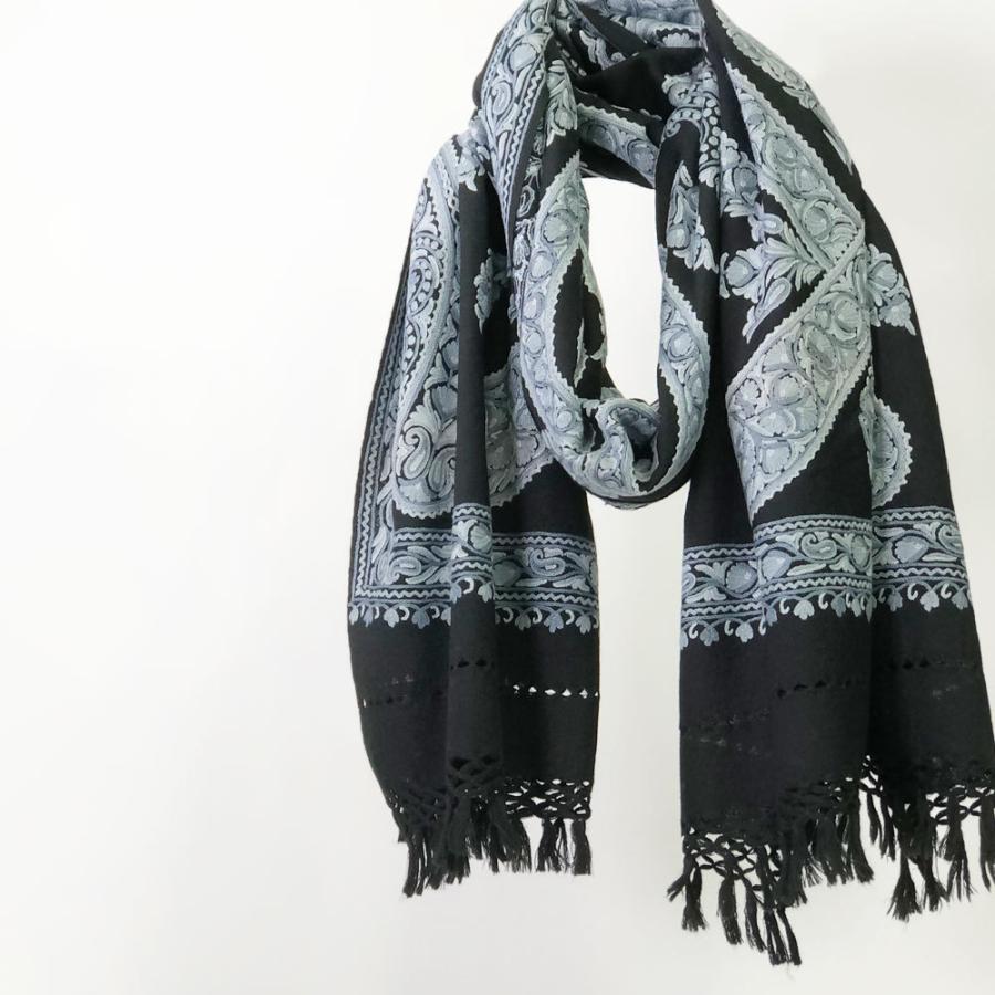 InDream アーリ刺繍ストール ペイズリー 黒 ブルー  ギフト おしゃれ 着物ショール クリスマス ギフト 誕生日 プレゼント 50代 60代 70代 |  | 03