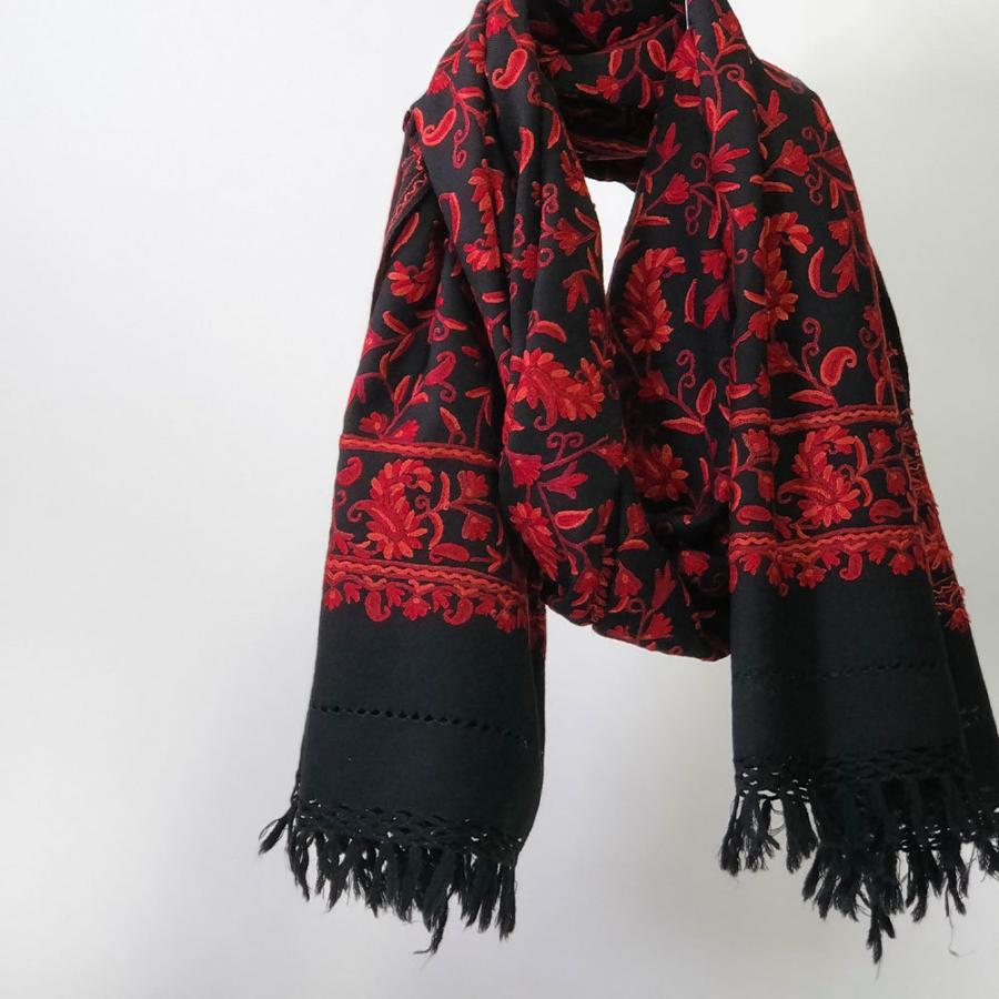 InDream アーリ刺繍ストール 黒 レッド 大判  ギフト おしゃれ 着物ショール クリスマス ギフト 誕生日 プレゼント 50代 60代 70代 |  | 03