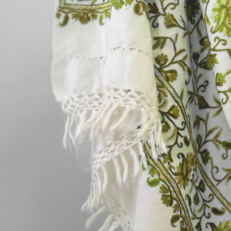 InDream アーリ刺繍ストール 白 ホワイト イエロー 緑  ギフト おしゃれ 着物ショール クリスマス ギフト 誕生日 プレゼント 50代 60代 70代 |  | 01