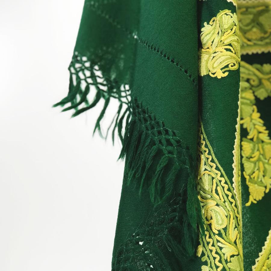 お歳暮 刺繍 プレゼント 誕生日 大判 ストール 着物ショール プレゼント 誕生日 ギフト 緑 グリーン アーリ 刺繍ストール 財布 帽子 ファッション小物 Www Ja Kitakyu Or Jp