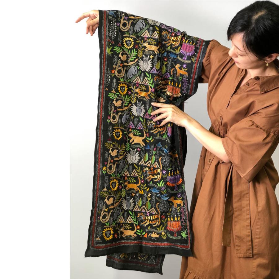 InDream カンタ刺繍ストール 52×200cm 刺し子 黒 動物柄 シルク インテリア   クリスマス ギフト 誕生日 プレゼント 50代 60代 70代 |  | 04