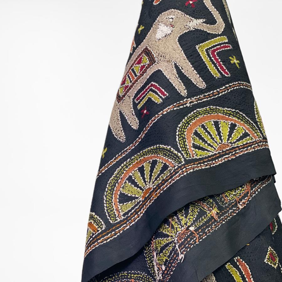 InDream カンタ 刺繍 ストール 約110×260cm ブラック スカーフ シルク 刺し子 インテリア  クリスマス ギフト 誕生日 プレゼント 女性 60代 70代 |  | 02