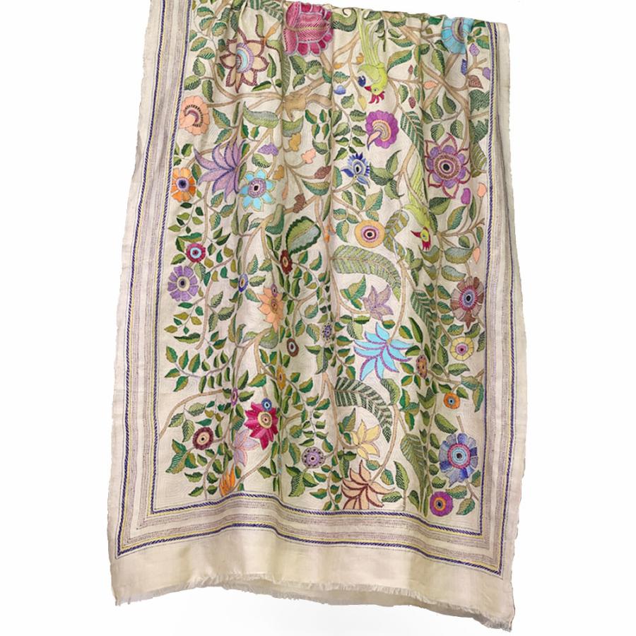 InDream カンタ 刺繍 ストール 約110×255cm ホワイト スカーフ シルク 刺し子 インテリア  クリスマス ギフト 誕生日 プレゼント 女性 60代 70代 |  | 06