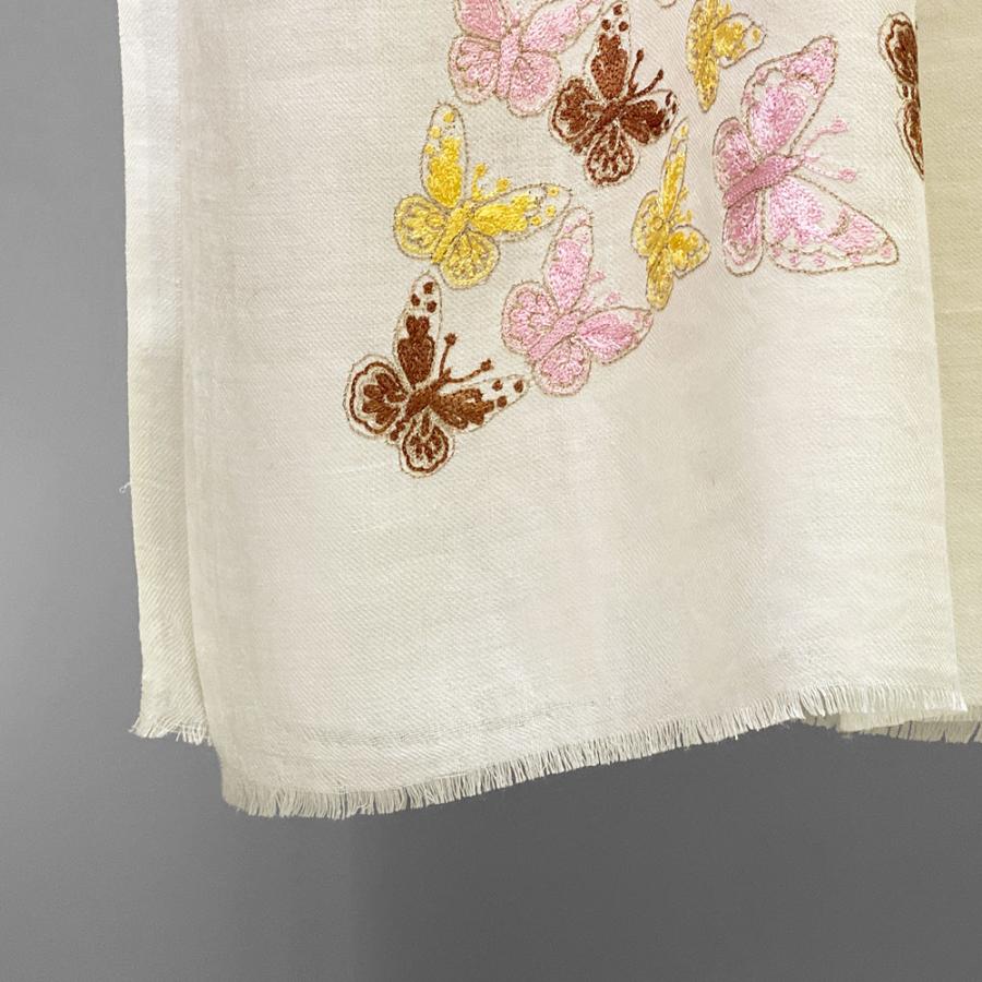 InDream デザイナーズ刺繍ストール 蝶柄 ホワイト シルクウール 結婚式 パーティー  ギフト おしゃれ  クリスマス ギフト 誕生日 プレゼント 女性 60代 70代v |  | 04