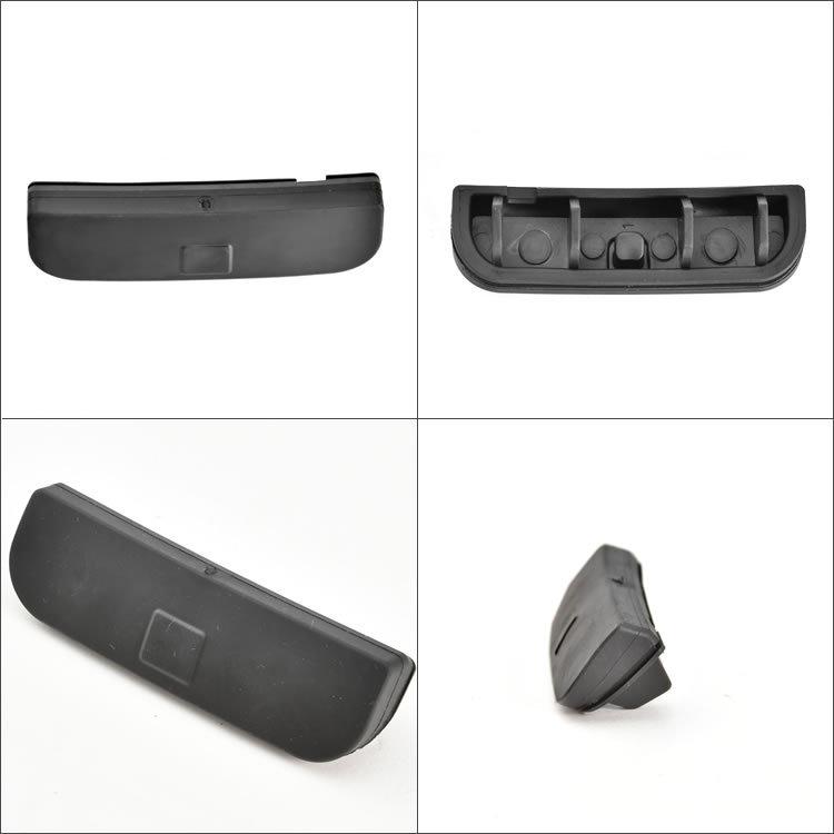 に*ぺ様 ミニクーパーR56 リアハッチガーニッシュ　破損なし ミニクーパーR56 リアハッチガーニッシュ破損なし