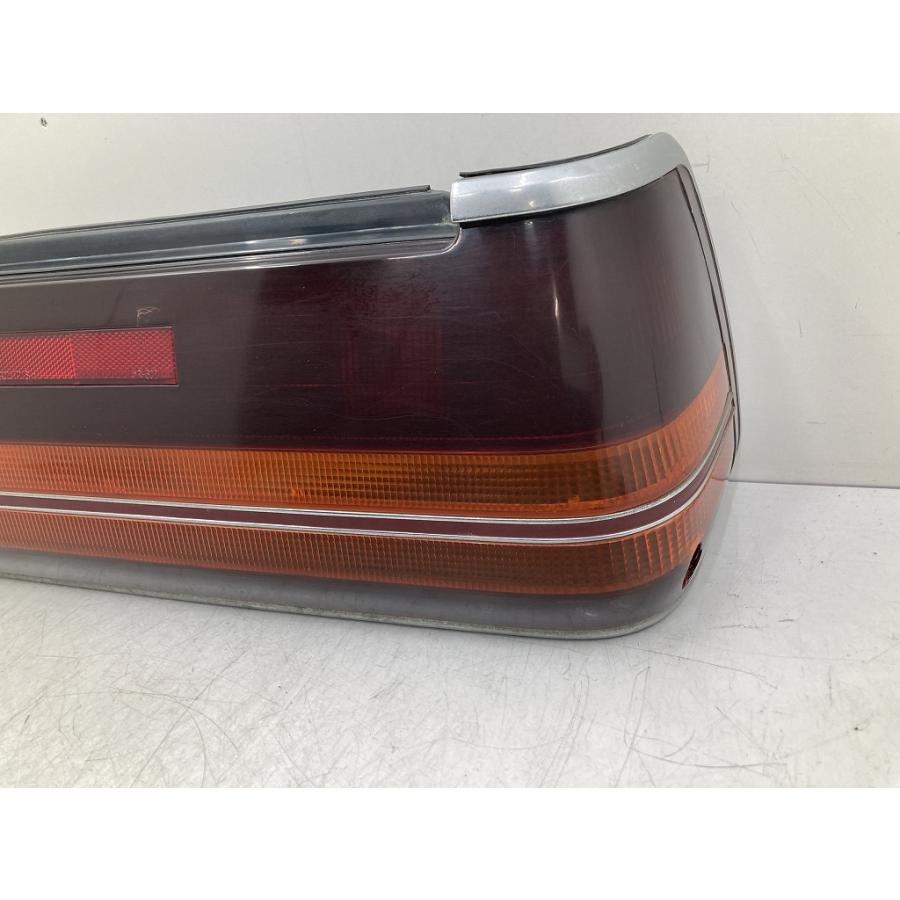 訳アリ 後期 S62年 GS120 クラウン 純正 右 テールランプ IKI 30-109