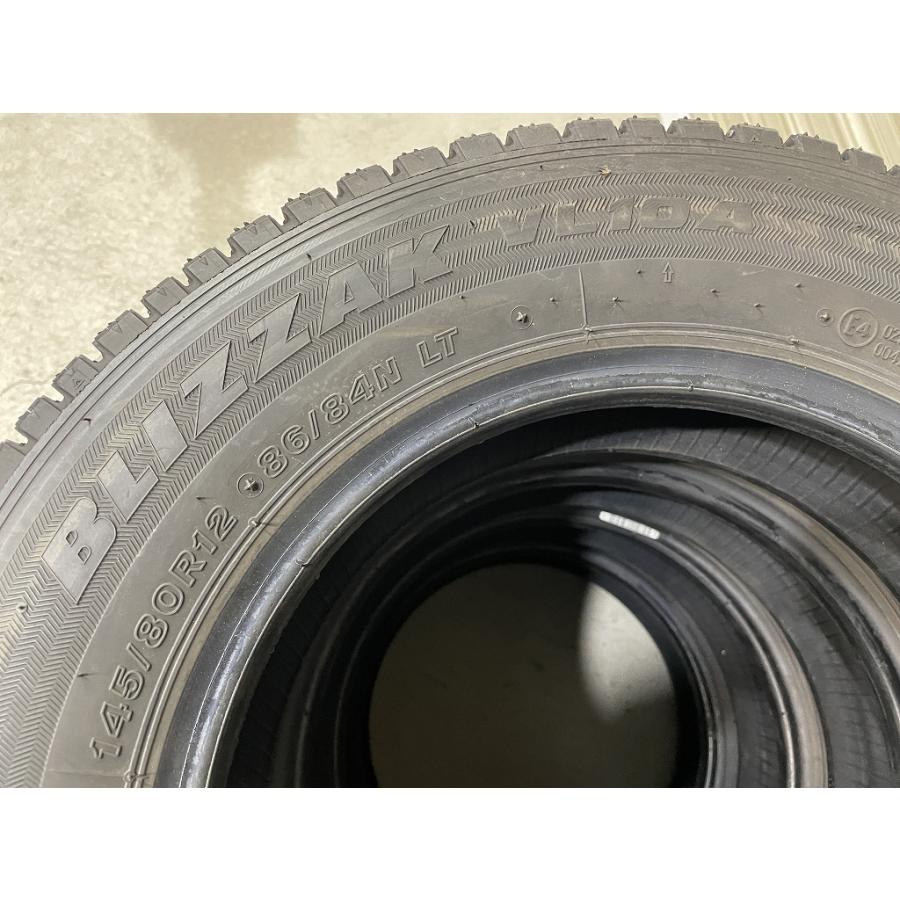 バリ溝 '24年製 BRIDGESTONE BLIZZAK VL10A 145/80R12 86/64N LT ブリヂストン ブリザック (D5148)の画像
