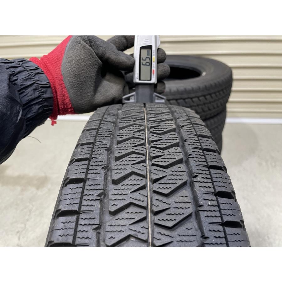 バリ溝 '24年製 BRIDGESTONE BLIZZAK VL10A 145/80R12 86/64N LT ブリヂストン ブリザック (D5148)の画像