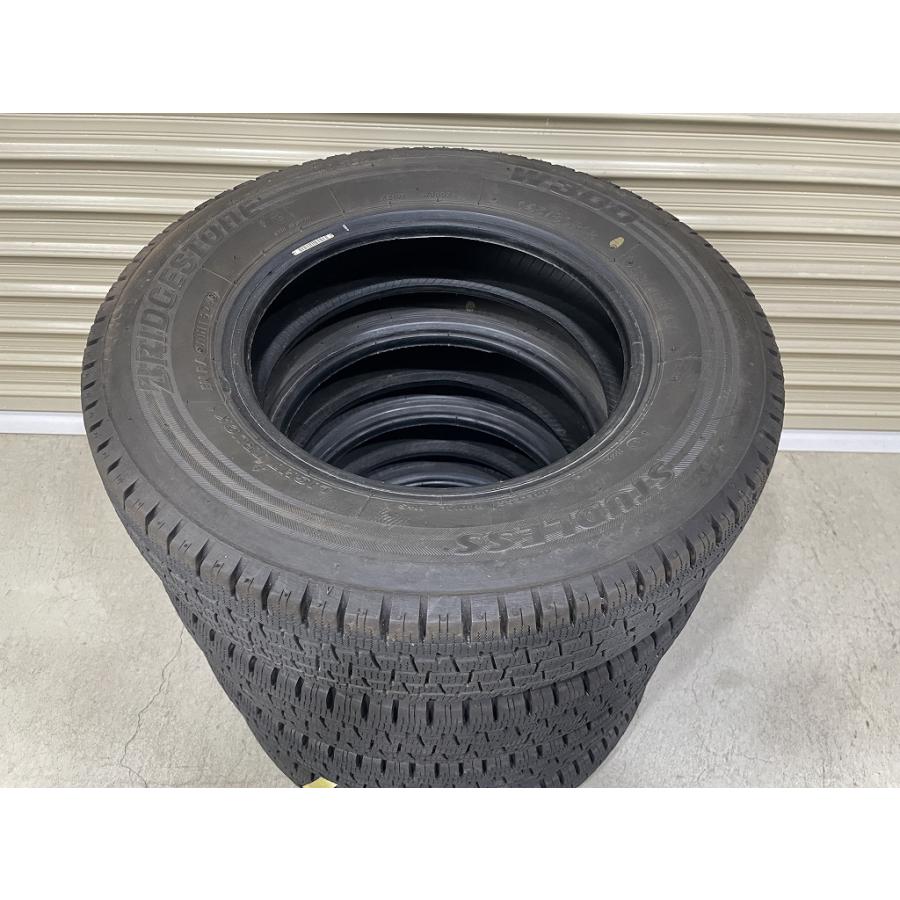 バリ溝 '24年製 BRIDGESTONE W300 145/80R12 80/78N 4本セット ブリヂストン (D5150)の画像