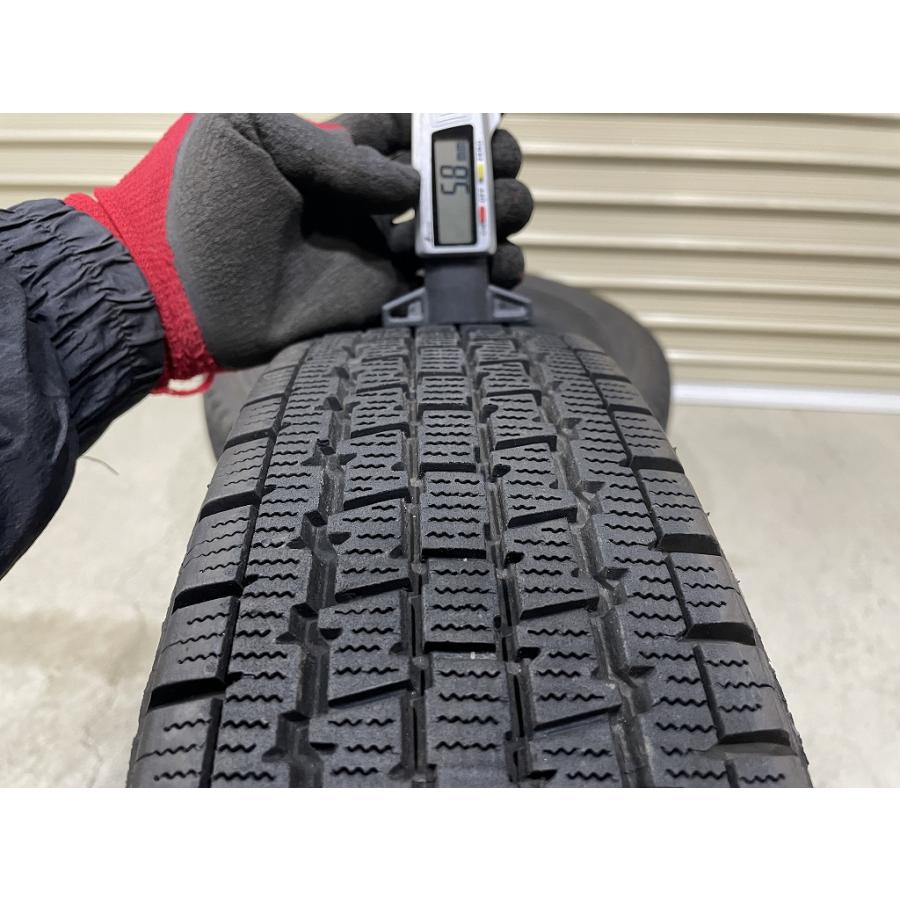 バリ溝 '23年製 BRIDGESTONE W300 145/80R12 80/78N LT 4本セット ブリヂストン (D5152)の画像