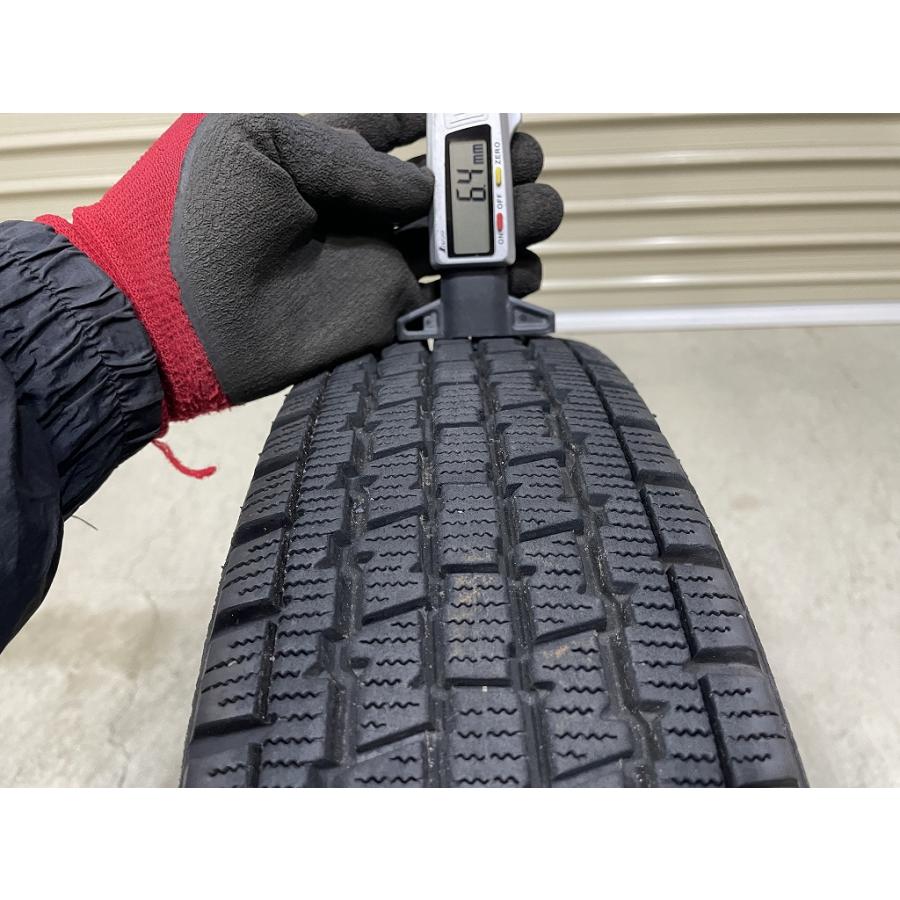 バリ溝 '23年製 BRIDGESTONE W300 145/80R12 80/78N LT 4本セット ブリヂストン (D5152)の画像