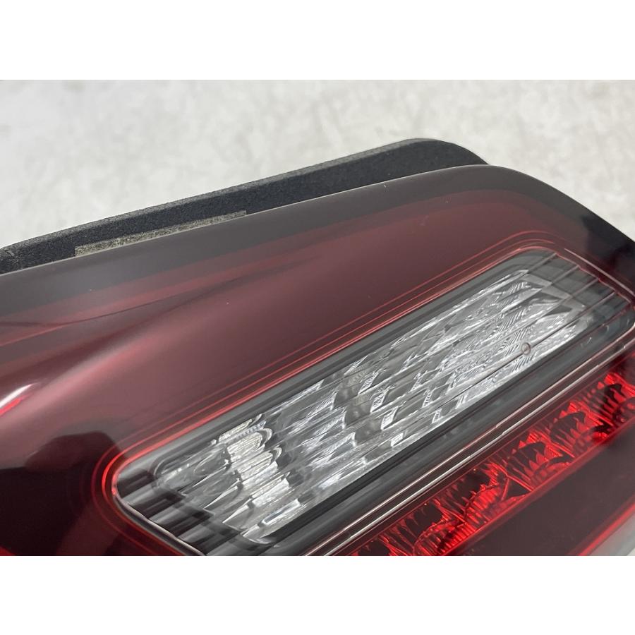 割れ無 点灯OK RU3 前期 ヴェゼル ハイブリッド 純正 左 LED