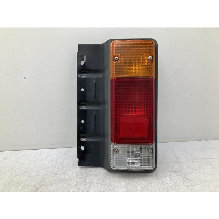 割れ無 日野 デュトロ 純正 右 テールランプ KOITO 33-06101 トヨタ