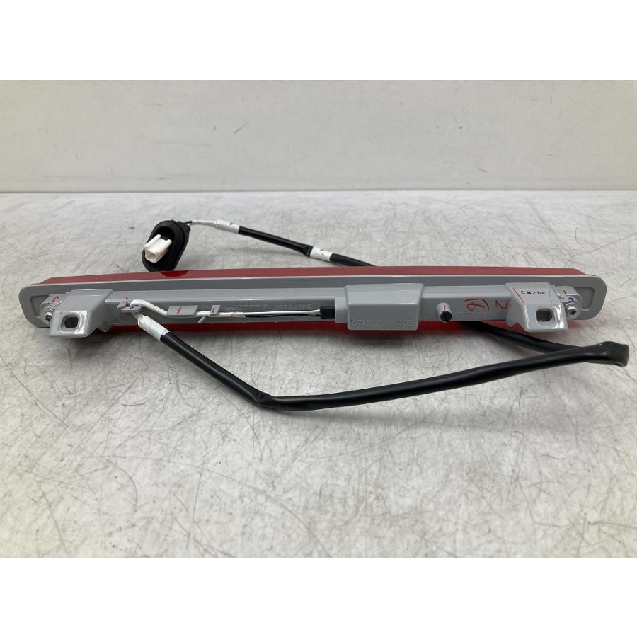 美品 点灯OK GP5 フィット 純正 ハイマウントストップランプ STANLEY