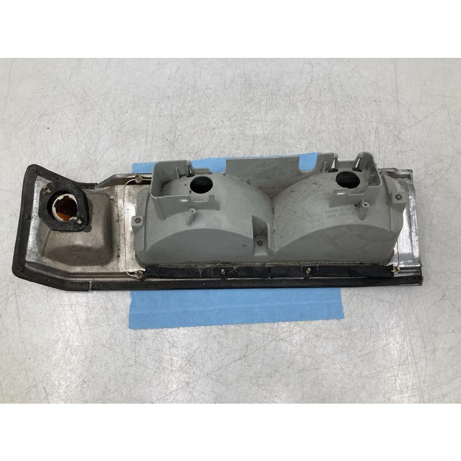 トヨタ GX61 後期 マークII 純正 右 テールランプ KOITO 22-112 81 60