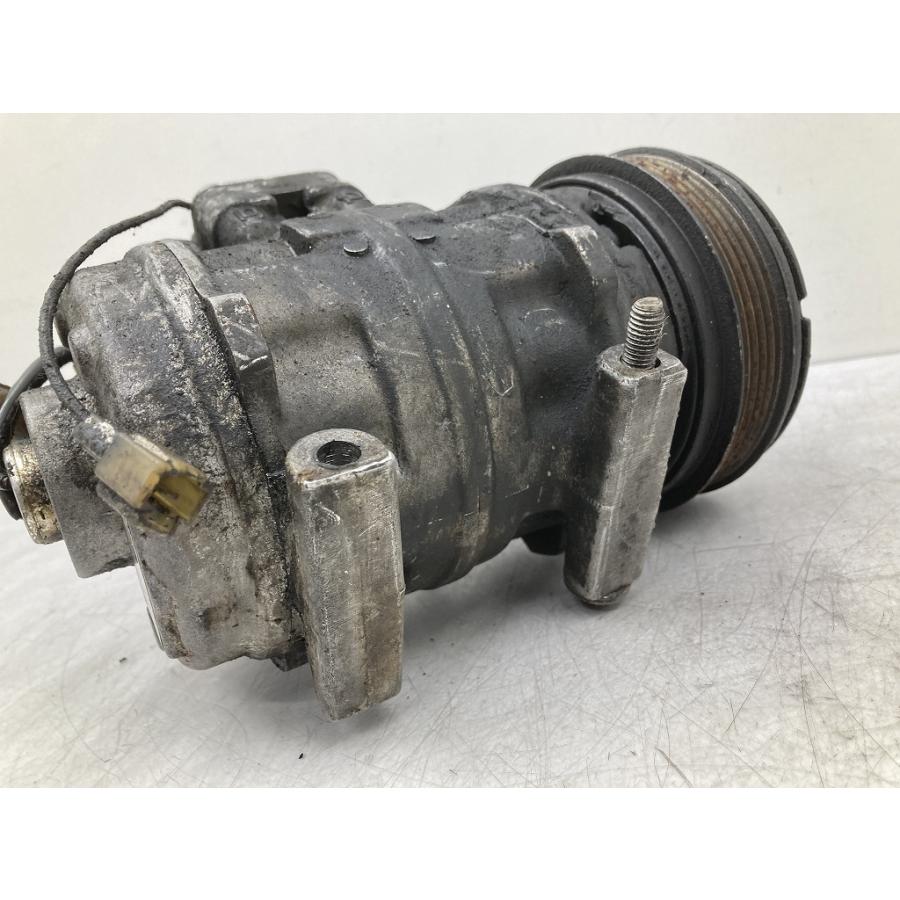 割れ無 AE86 トレノ レビン 純正 エアコンコンプレッサー 047200-6540