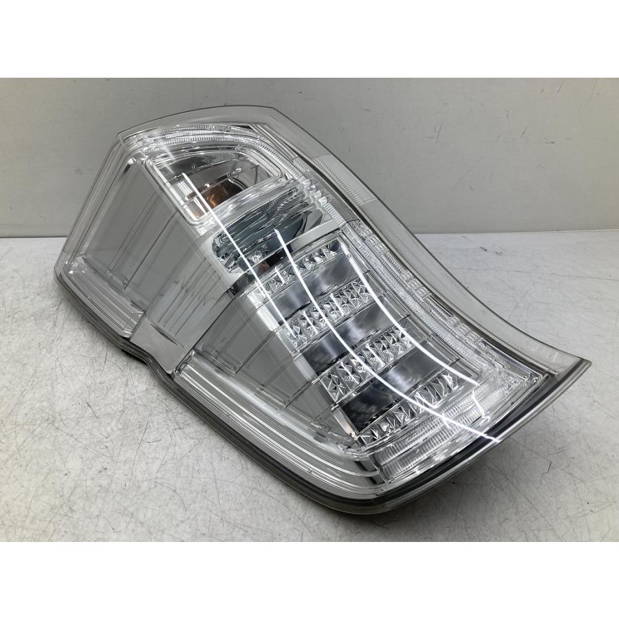 ステップワゴンスパーダ RK5 RK6 テールランプセット W0587 美品 磨き済み ステップワゴン スパーダ RK5/RK6 右テールランプ