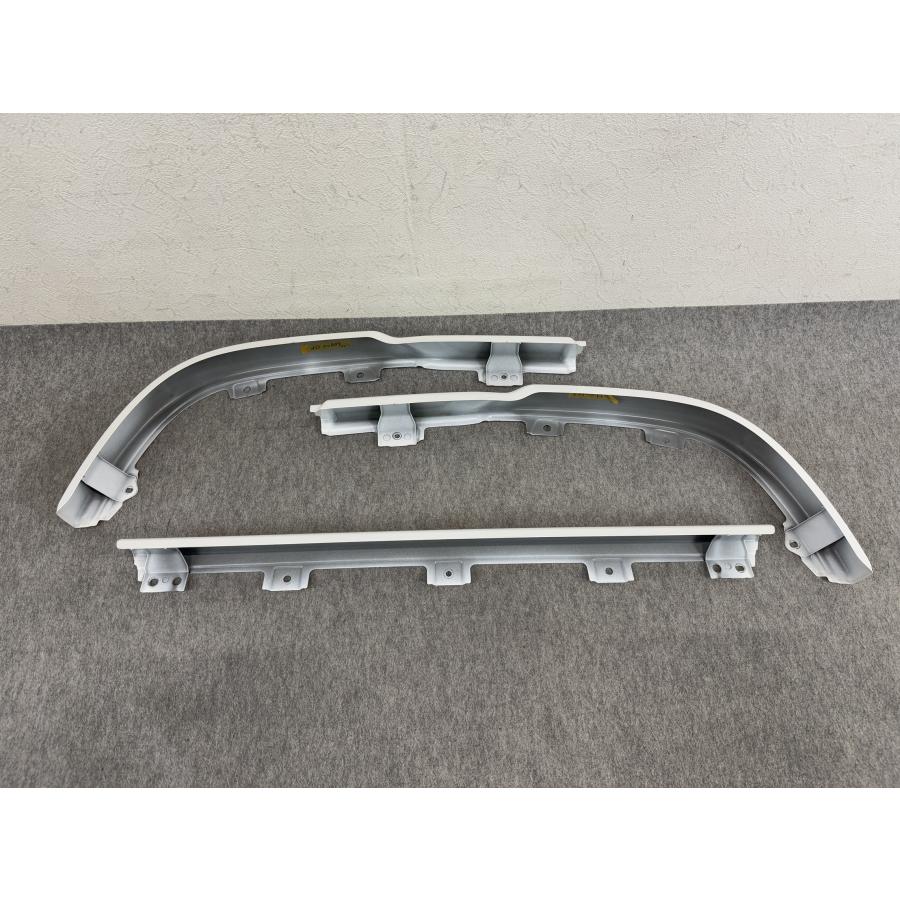 新車外し UDトラックス 17クオン 純正 フロントスポイラー リップ