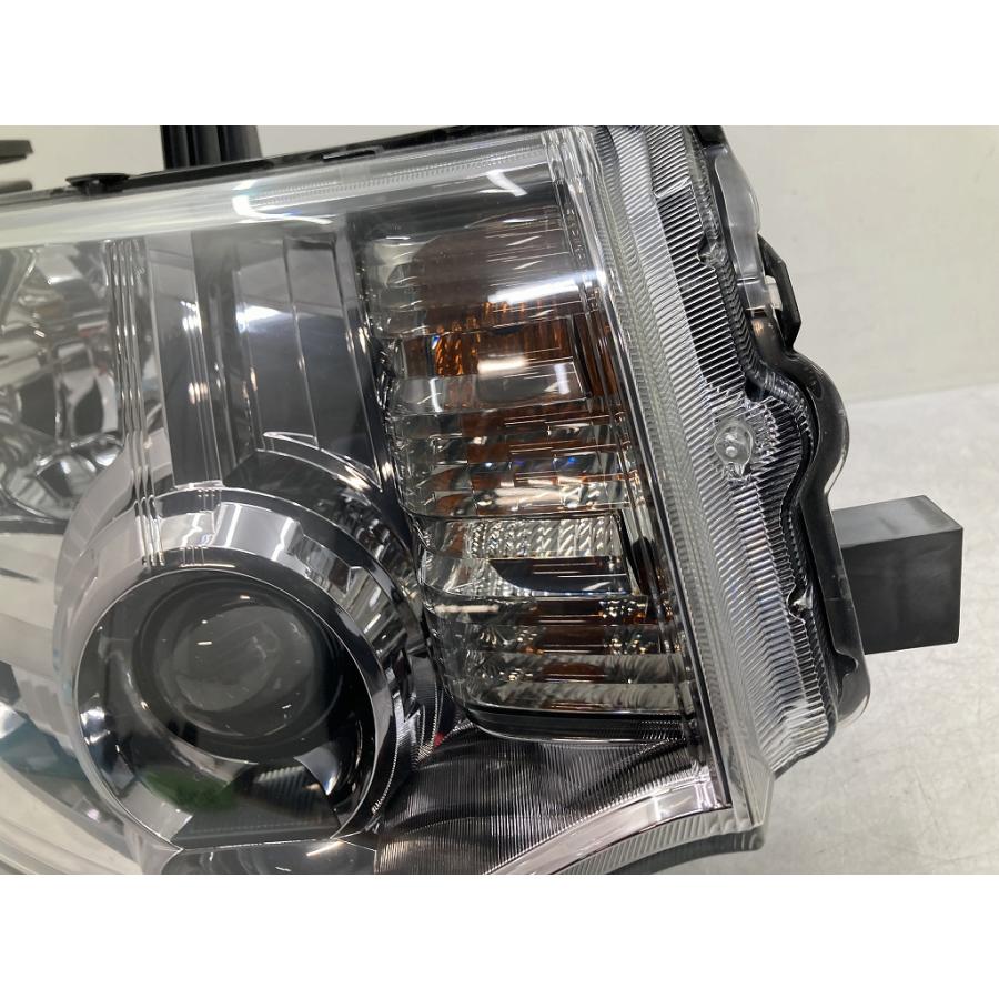 デリカD:5 HID ヘッドライト バラスト付き KOITO 100-87918