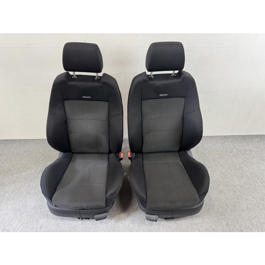 ゴルフ4 GOLFIV GTI 純正  RECARO レカロ フロントシート 運転席 助手席 左右 1J4881011 / 1J4881012 破れ無 1JAGU ゴルフ4 GOLFIV GTI 純正 RECARO レカロ フロントシート