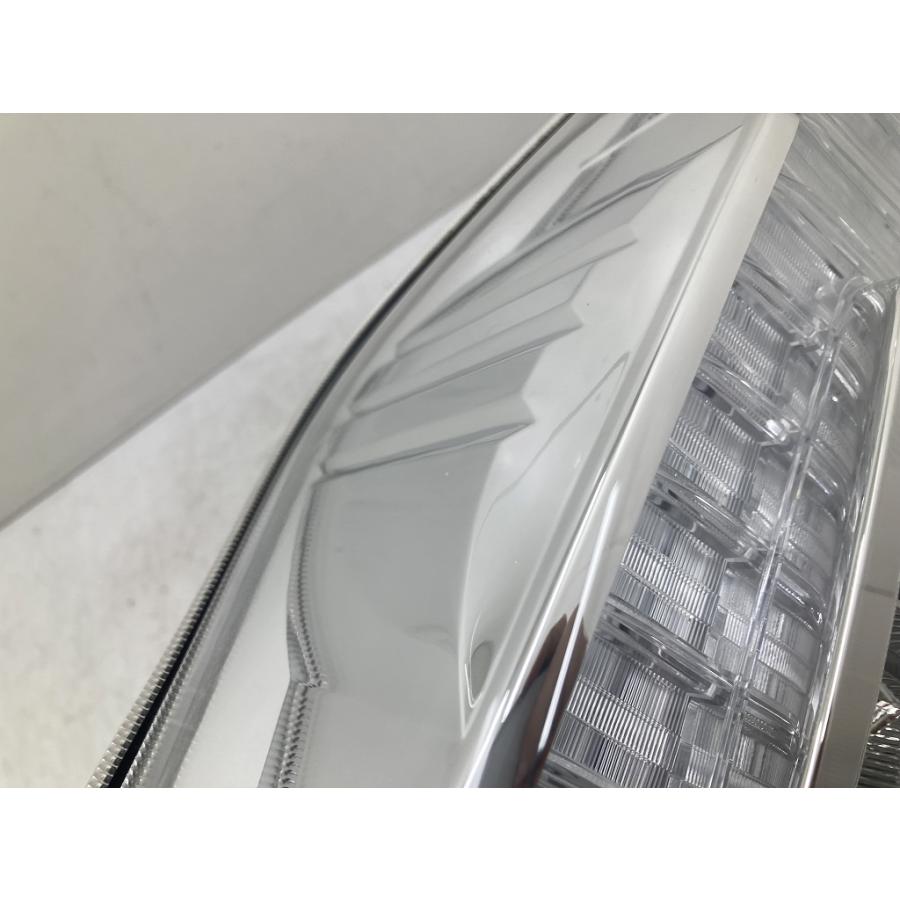 美品 割れ無 LA600S タントカスタム 純正 左 テールランプ TOKAIDENSO