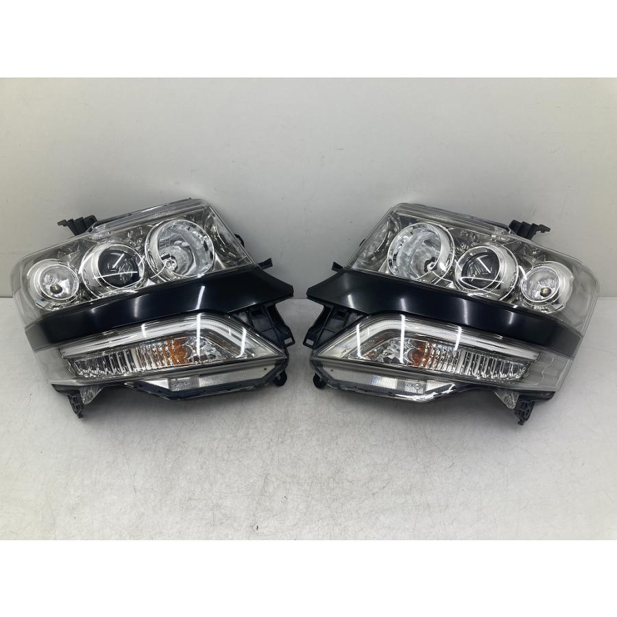 美品 割れ無 点灯OK JF1 N-BOX カスタム 純正 HID ヘッドライト 左右
