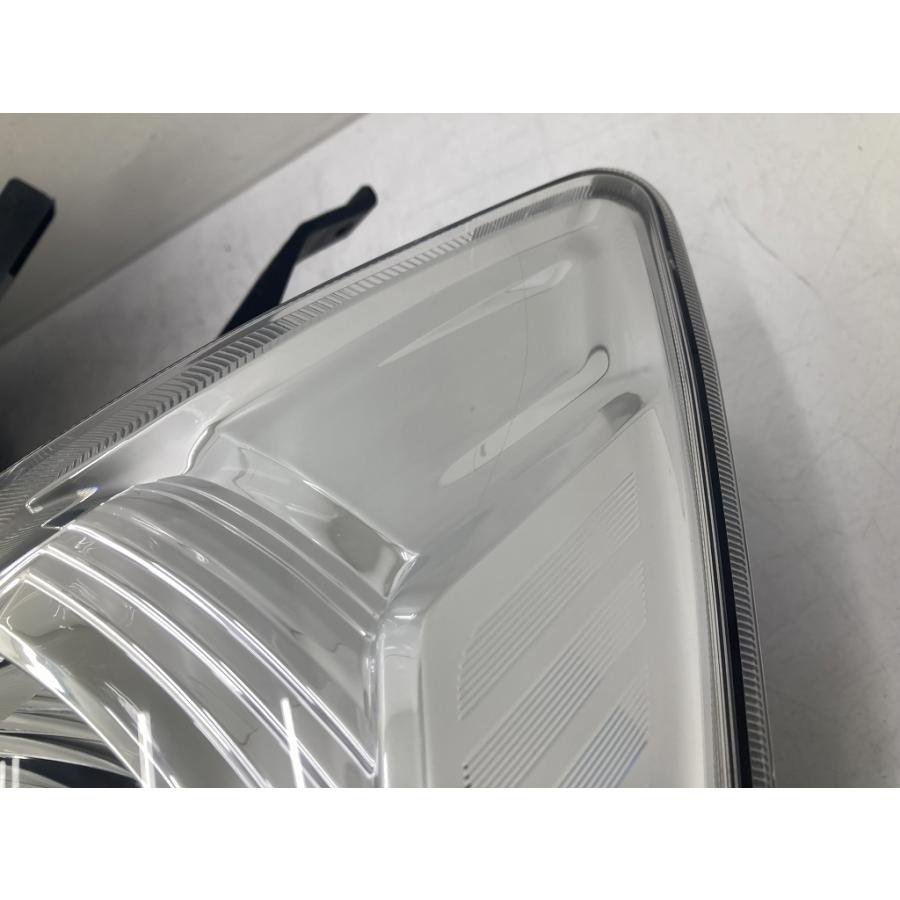美品 点灯OK C26 前期 セレナ ハイブリッド 純正 HID ヘッドライト