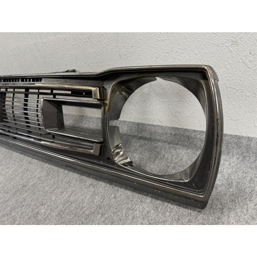 希少 B310 サニー 純正 フロントグリル ラジエーターグリル