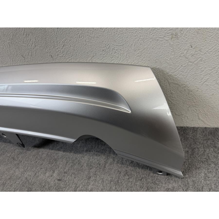 新車外し 割れ無 RV3 RV4 RV5 RV6 ヴェゼル 純正 リアガーニッシュ