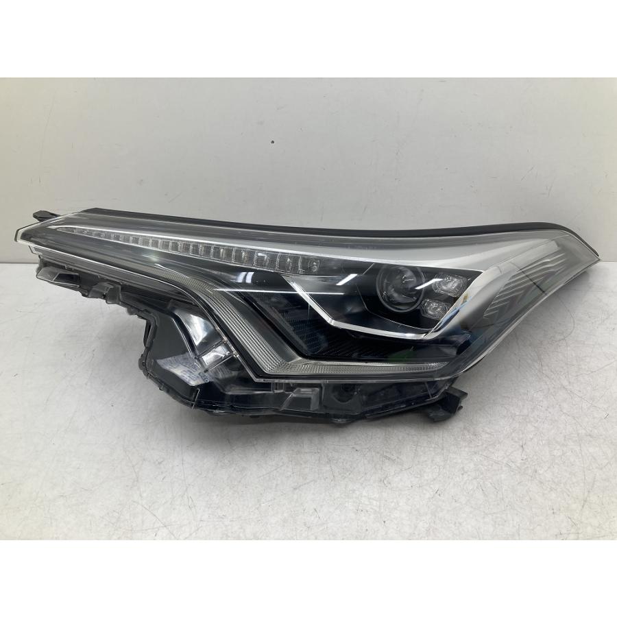 訳あり NGX10 前期 C-HR 純正 右 LED ヘッドライト 運転席側 KOITO 10 