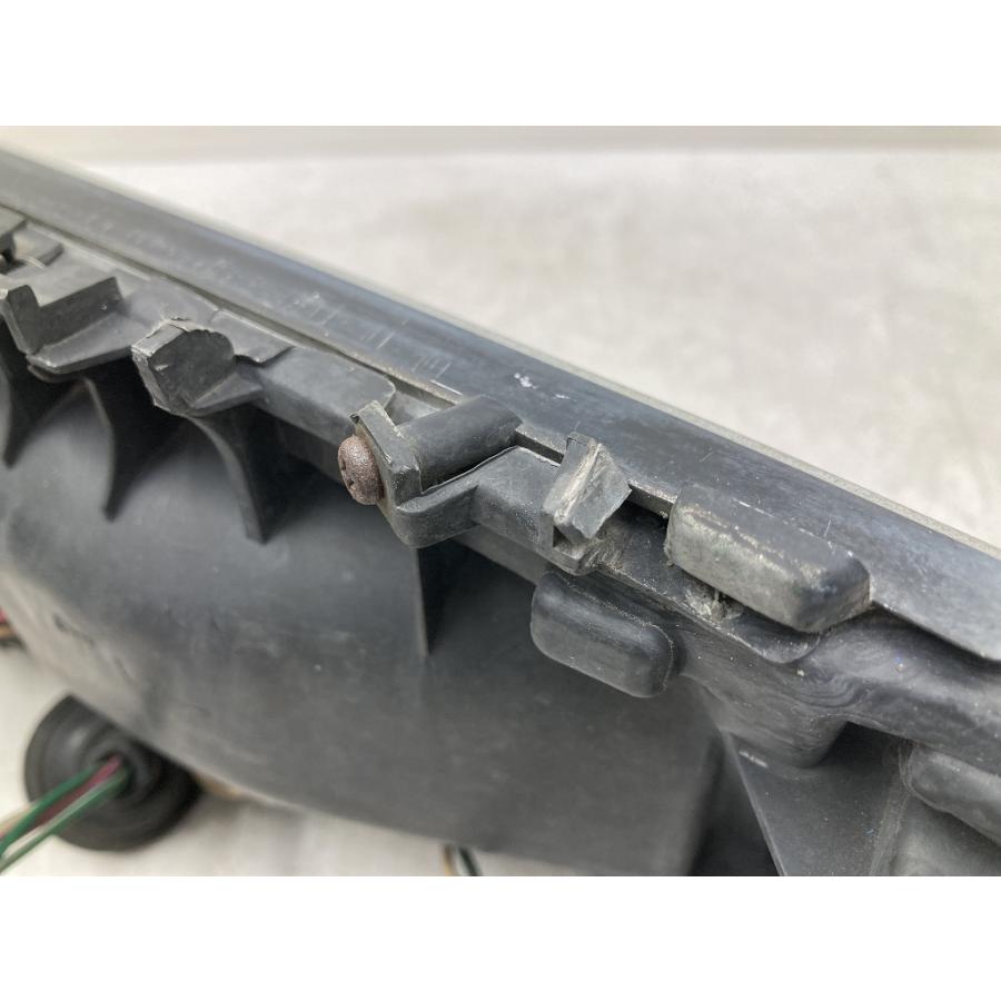 ねも　ミニバンテール　コマ一個 トヨタ GX81 前期 クレスタ 純正 テールランプ 左右セット KOITO 33