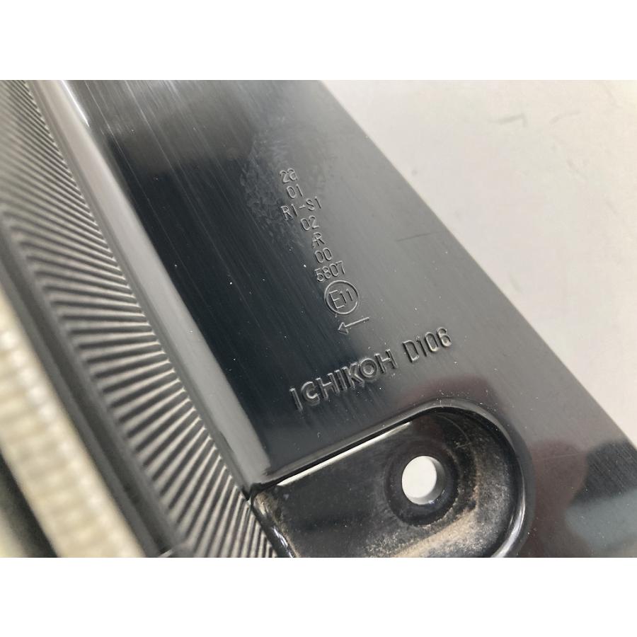 割れ無 点灯OK JF1 N-BOX カスタム 純正 左 テールランプ ICHIKOH D106