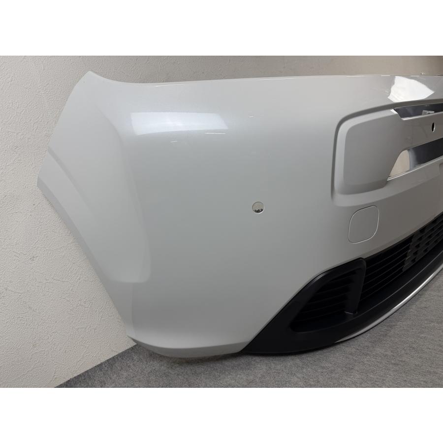 新車外し GT1 GT3 GT5 GT7 フリード 純正 フロントバンパー NH609P
