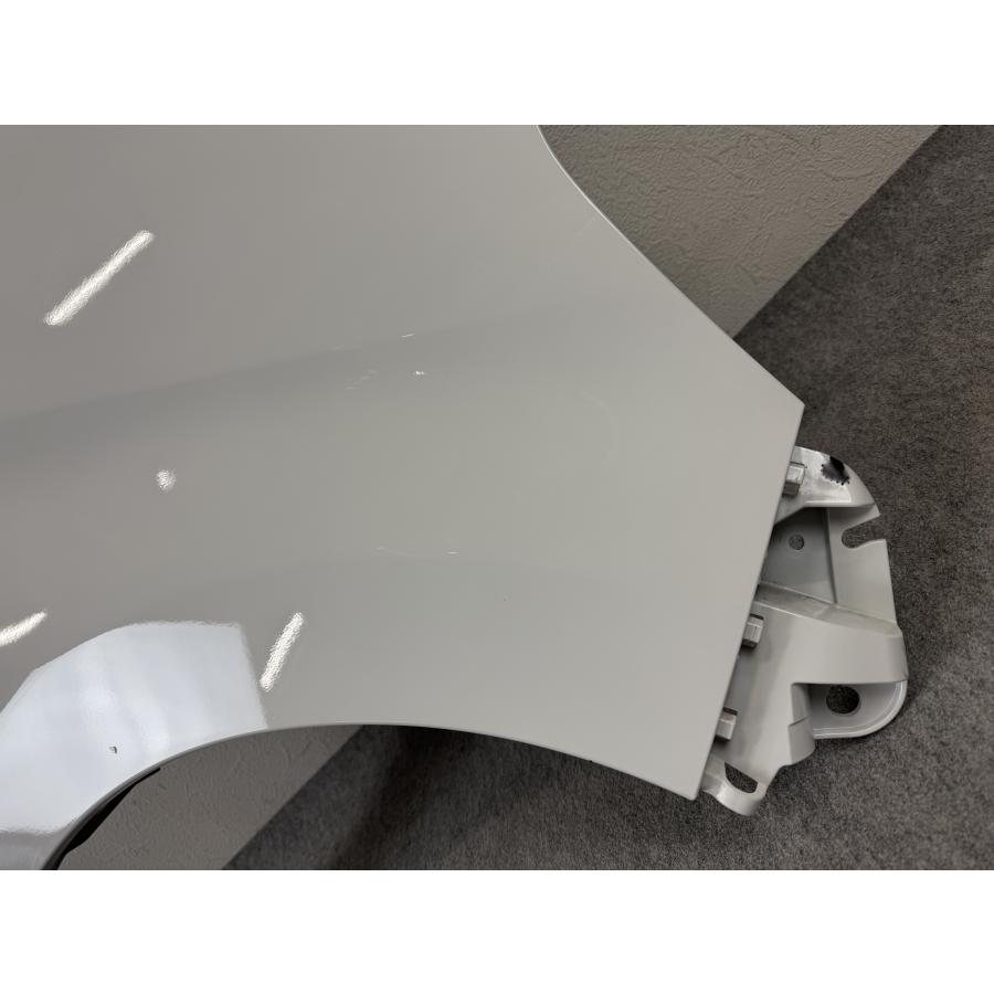 割れ無 LA600S タント 純正 右 フロントフェンダー W09 ホワイト 53811