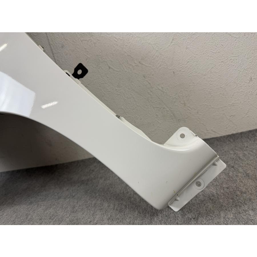 割れ無 LA600S タント 純正 左 フロントフェンダー W09 ホワイト 53812