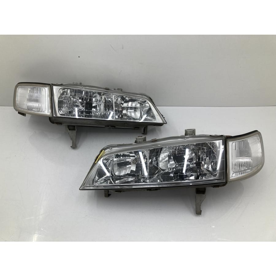 CE1アコード左ヘッドライト