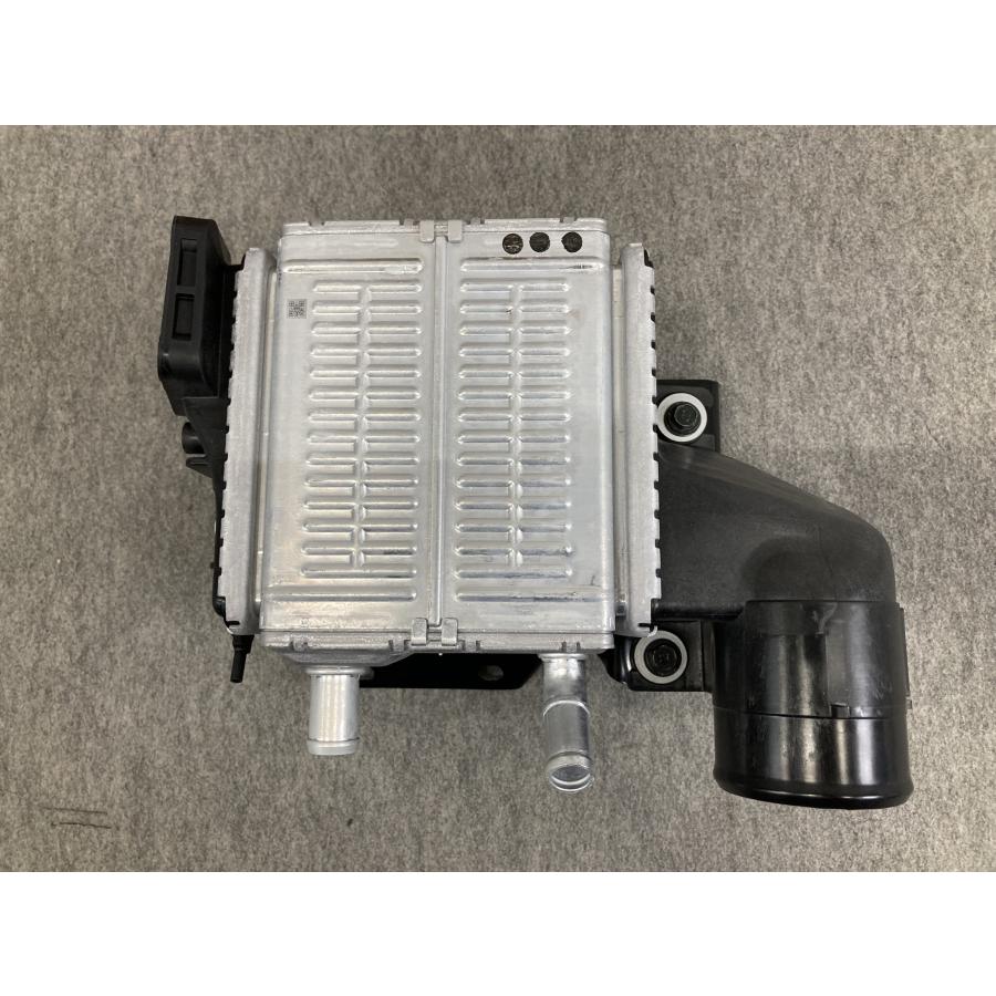 未使用 レクサス AGZ10 NX200t 純正 インタークーラー 17900-36010