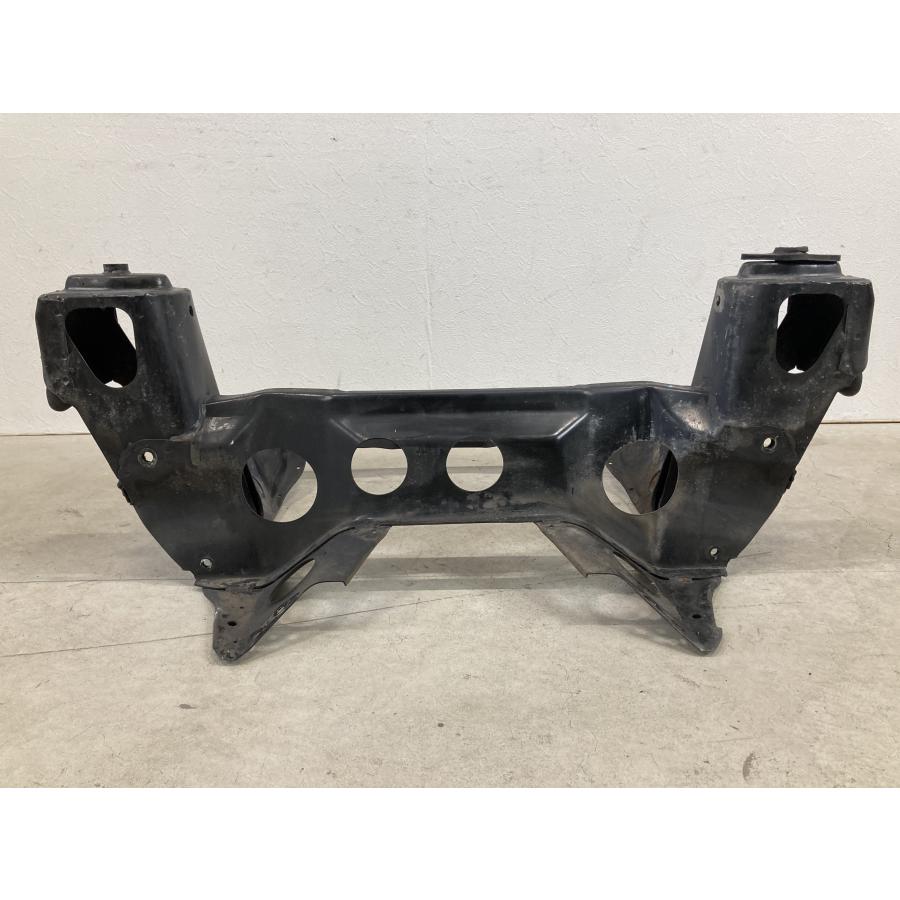 ローバーミニ　フロントメンバー 曲り無 ローバーミニ 純正 フロントメンバー エンジンメンバー (YS4103