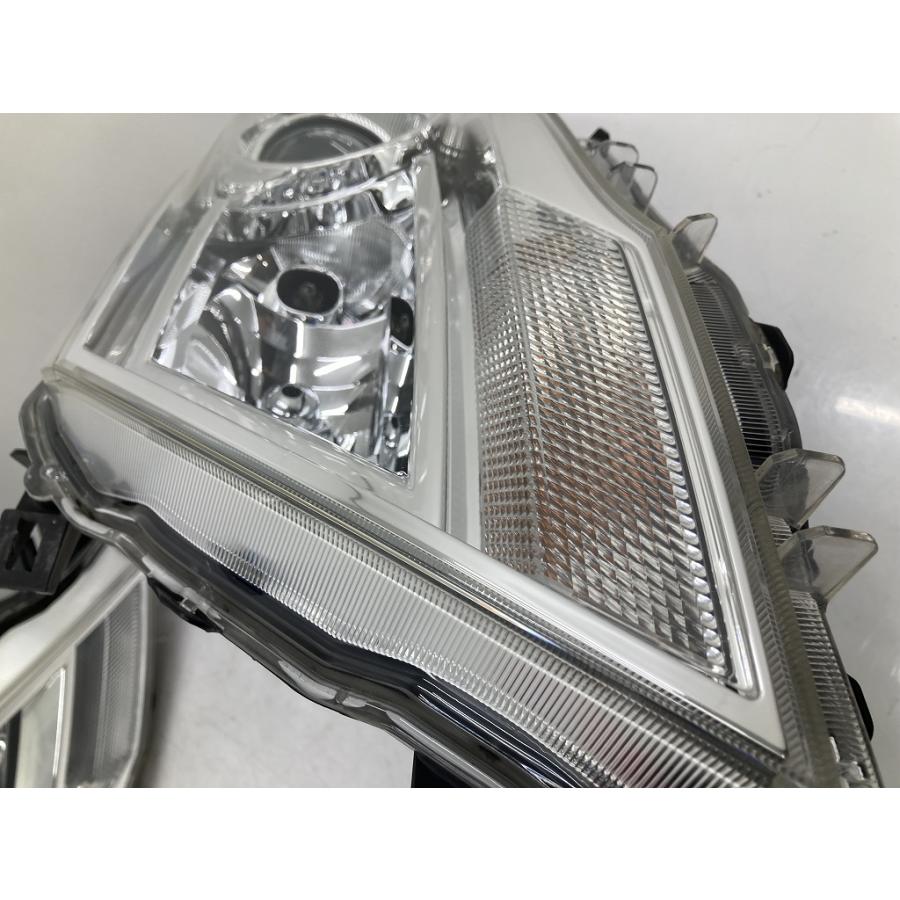 美品 割れ無 点灯OK C25 後期 セレナ ハイウェイスター 純正 HID