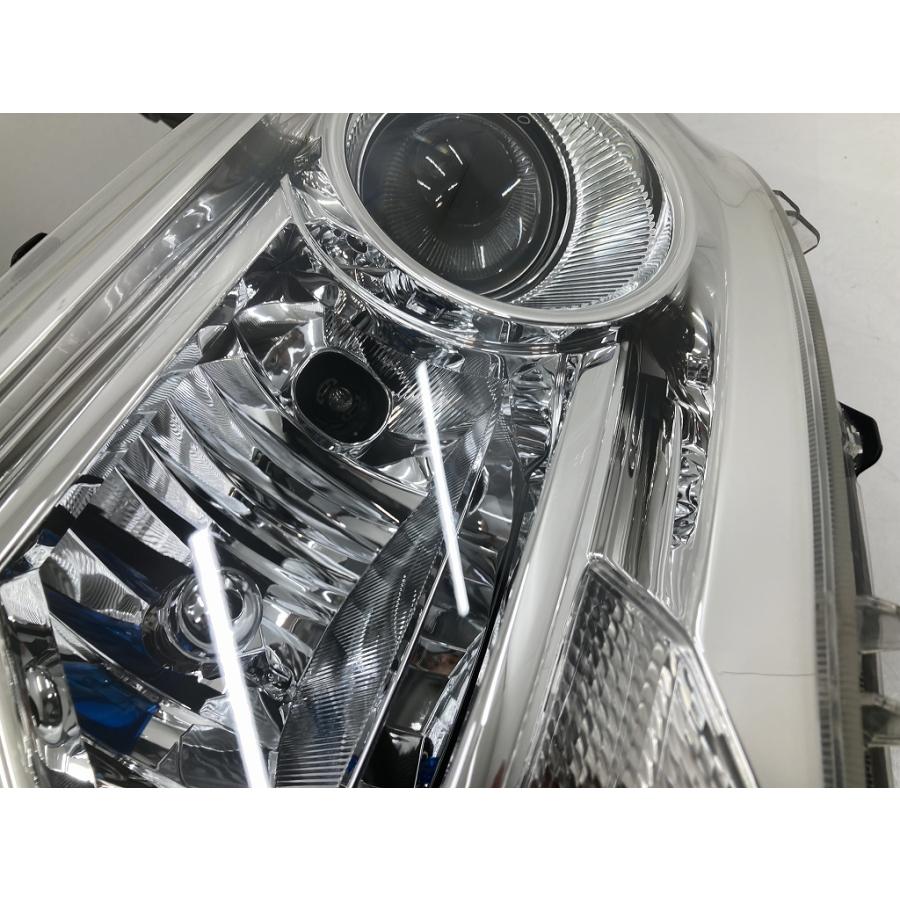 美品 割れ無 点灯OK C25 後期 セレナ ハイウェイスター 純正 HID
