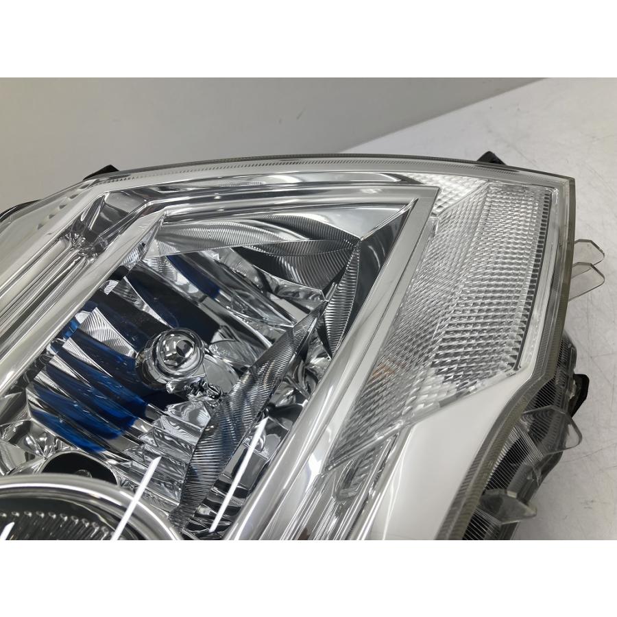 美品 割れ無 点灯OK C25 後期 セレナ ハイウェイスター 純正 HID