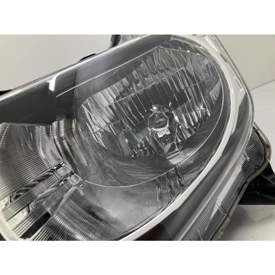 美品 割れ無 点灯OK GB3 フリード スパイク 純正 HID ヘッドライト