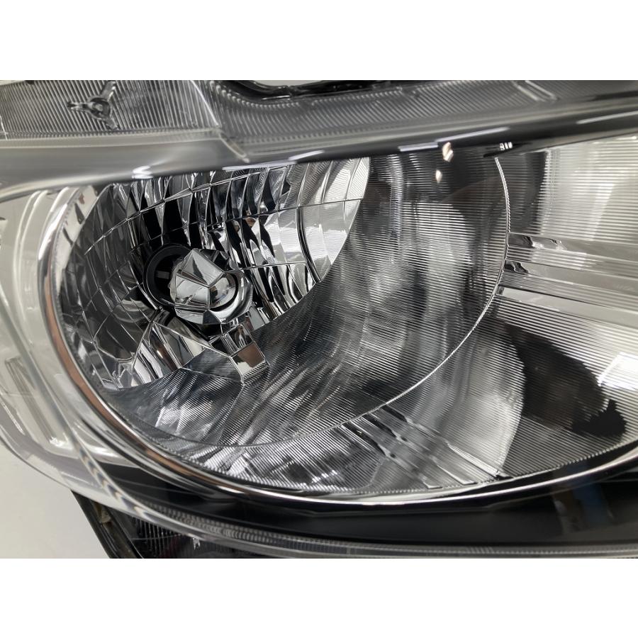 美品 割れ無 点灯OK GB3 フリード スパイク 純正 HID ヘッドライト