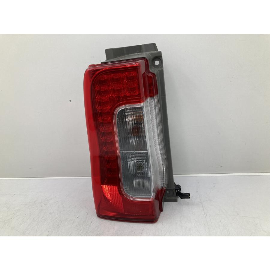 割れ無 点灯OK LA600S タント 純正 LED 左 テールランプ KOITO 220
