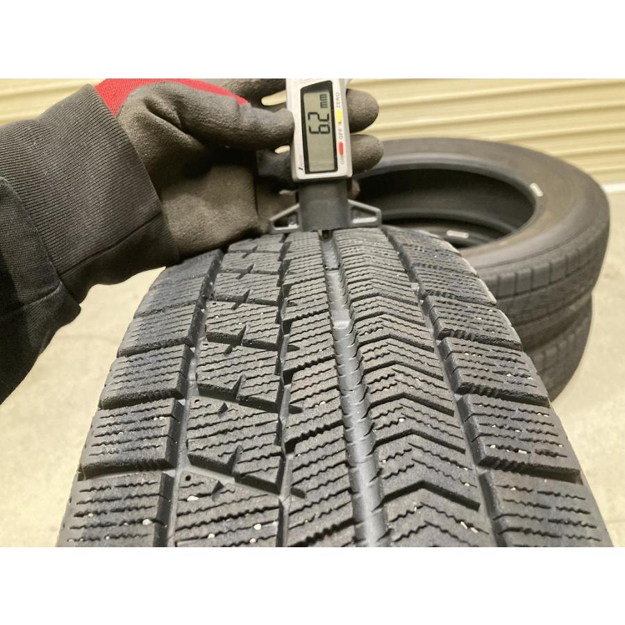 バリ溝　175/65/15 ブリジストンVRX スタッドレス　19年製 人気モデル お値打ち品】175/65R15 84Q スタッドレスタイヤ 単品1本