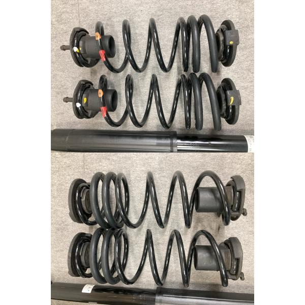 NワゴンJH3 純正サスペンション一式（最終値下げ） 美品 曲り無 R4年 JH3 N-WGN Nワゴン 走行1,394km 純正 サスペンション